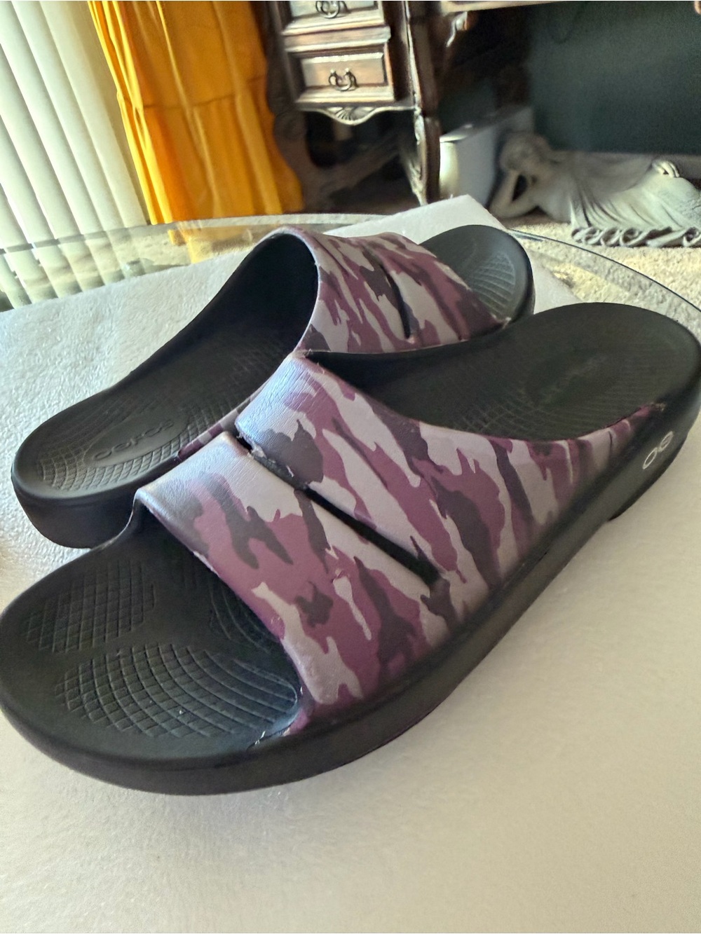 OOFOS Women's Purple Camo Slide Sandals 9 - Picture 4 of 9
